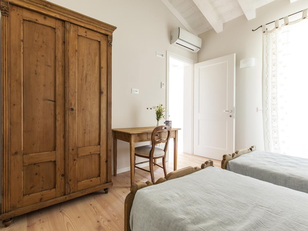 Le Pervinche Villa Refrontolo Værelse billede
